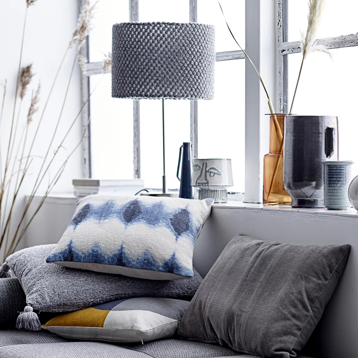 Bloomingville Bloempot Op Voet Ø15 Cm 4 Bloomingville Bloempot Op Voet Ø15 Cm - Afbeelding 2