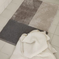 Ferm LIVING Handdoek Biologisch Katoen Off-white -Woondecoratie Winkel 41531 02 03 d214bf1773