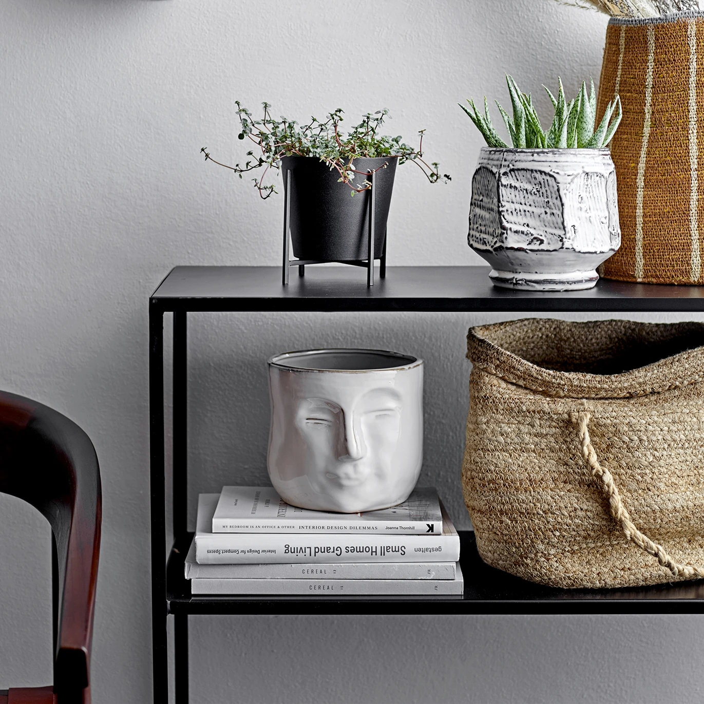 Bloomingville Pot Met Gezicht 16,5x18 Cm 4 Bloomingville Pot Met Gezicht 16,5x18 Cm - Afbeelding 2