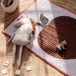 Ferm LIVING Apple Deken 80x110 Cm -Woondecoratie Winkel 502806 01 3 EnvironmentImage 3b9342a54c