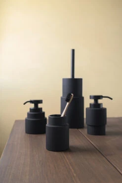 Mette Ditmer Shades Tandenborstelhouder Model B -Woondecoratie Winkel 504360 01 3 EnvironmentImage 04e93e3657