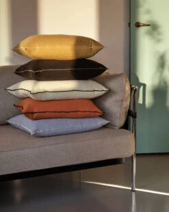 Hay Outline Kussen 50x50 Cm -Woondecoratie Winkel 504540 01 5 EnvironmentImage f00e11dc3a