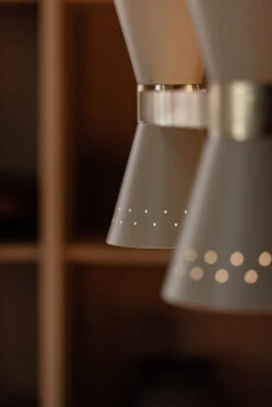 Menu Collector Kroonluchter 5 -Woondecoratie Winkel 570118 01 6 EnvironmentImage 0ac8aae5a9