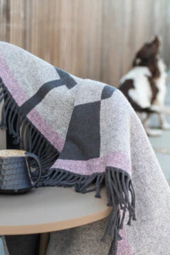 Mette Ditmer Bauhaus Plaid 127x170 Cm -Woondecoratie Winkel 570552 01 42 EnvironmentImage 2048865e9a