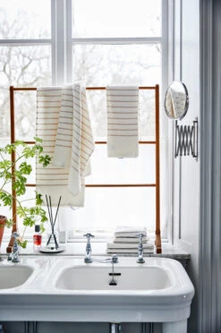 Habit Handdoek Dawn 7 Habit Handdoek Dawn -Woondecoratie Winkel 571258 01 4 EnvironmentImage 9d4bd3d0f1