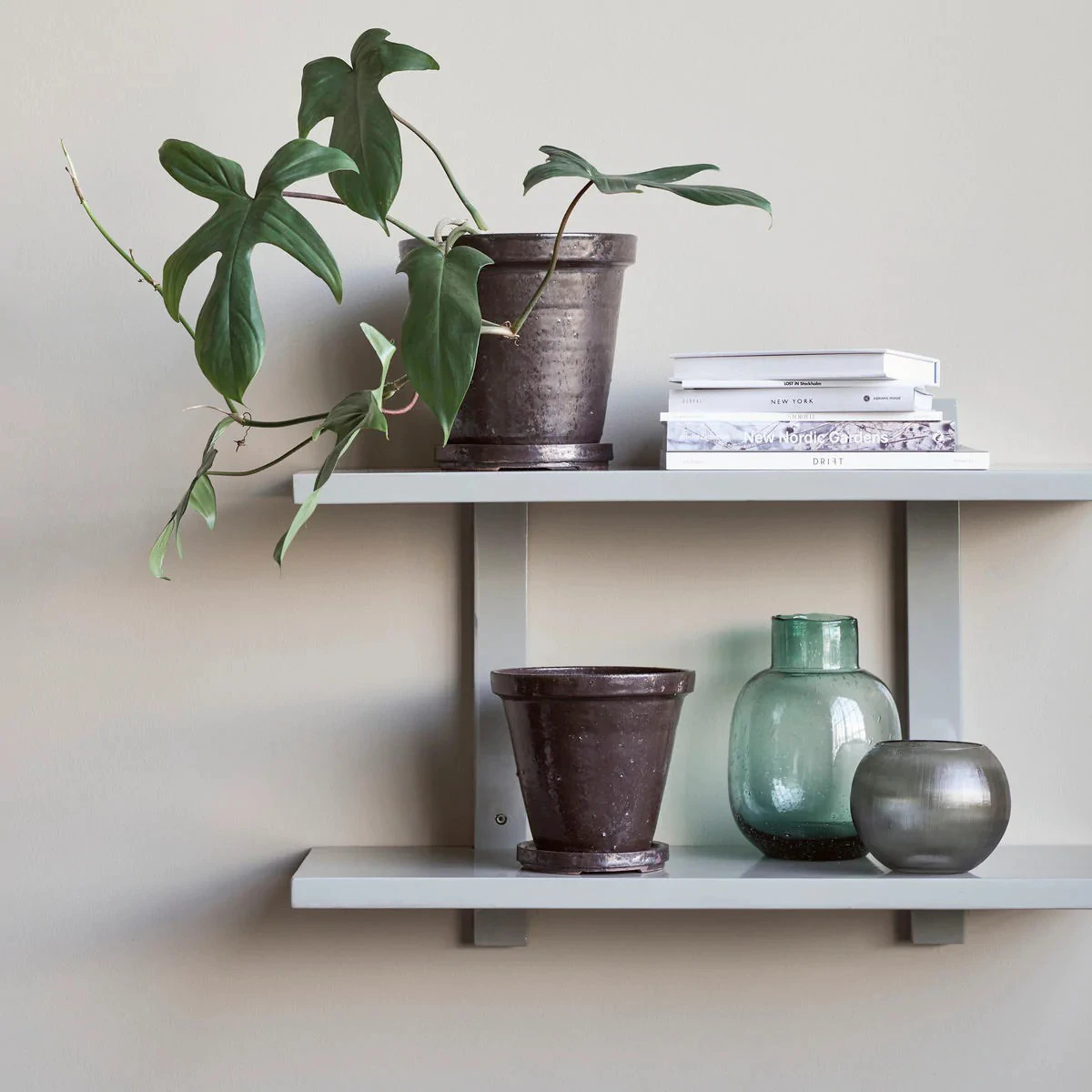 House Doctor Flower Bloempot Met Schotel 4-delig 5 House Doctor Flower Bloempot Met Schotel 4-delig - Afbeelding 3