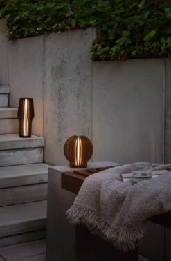 Eva Solo Radiant LED Oplaadbare Lamp Rond 7 Eva Solo Radiant LED Oplaadbare Lamp Rond -Woondecoratie Winkel 577158 01 40 EnvironmentImage 11f3178ae4