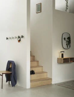 Muuto Ease Draagbare Tafellamp 21,5 Cm 11 Muuto Ease Draagbare Tafellamp 21,5 Cm -Woondecoratie Winkel 578123 01 40 EnvironmentImage d90a58a683