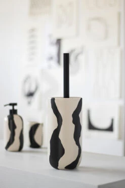 Mette Ditmer Icon Toiletborstel 10 Mette Ditmer Icon Toiletborstel -Woondecoratie Winkel 578756 01 40 EnvironmentImage 9d1ec6ac7c