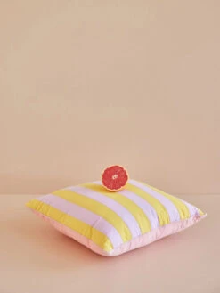 Rice Kussen Gestreept 40x40 Cm -Woondecoratie Winkel 579478 01 41 EnvironmentImage 0e1f1083bf