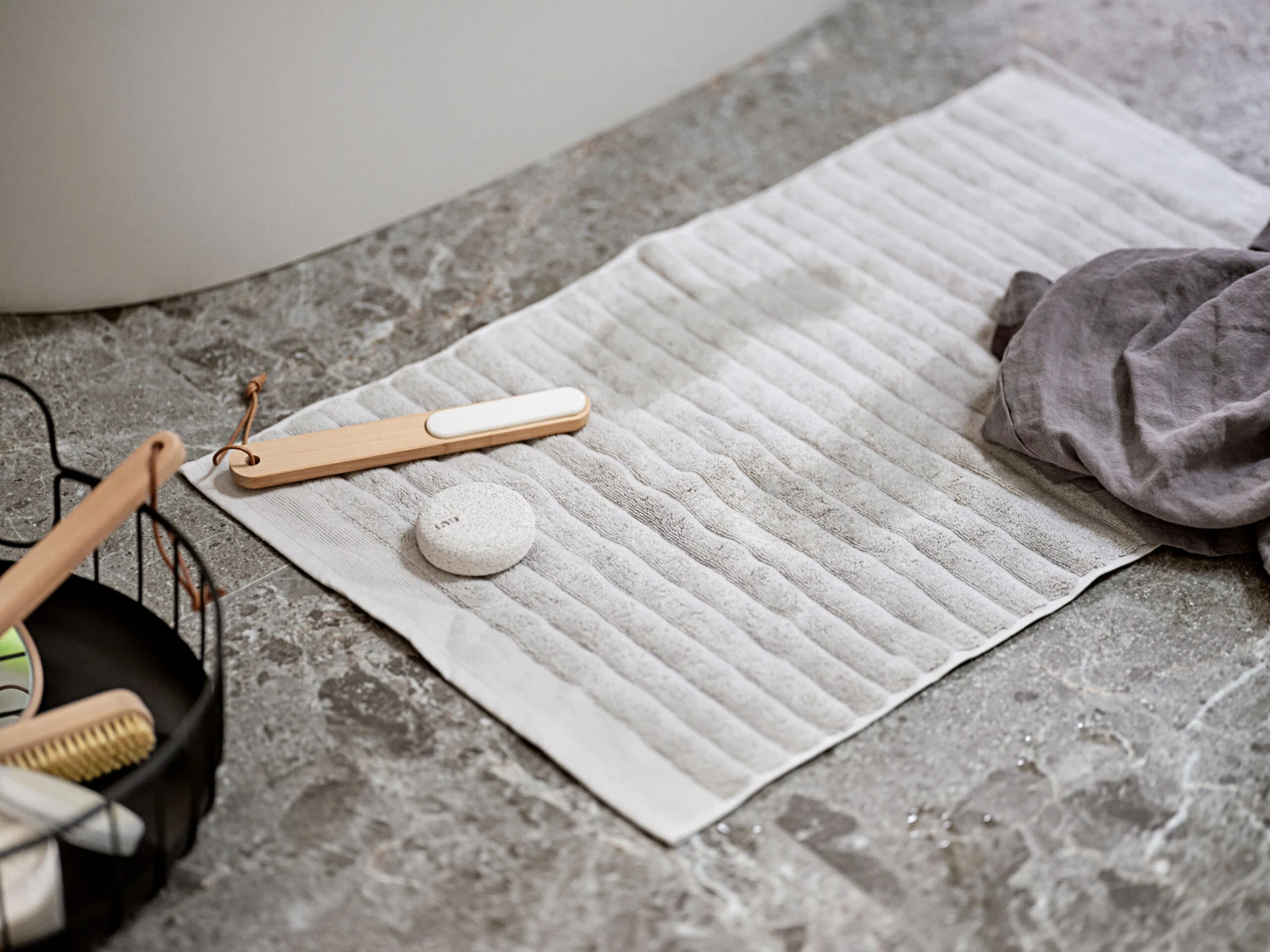 Zone Denmark Inu Badmat 50x80 Cm 4 Zone Denmark Inu Badmat 50x80 Cm - Afbeelding 2