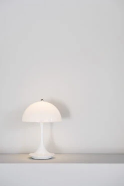 Louis Poulsen Panthella Portable Tafellamp V2 9 Louis Poulsen Panthella Portable Tafellamp V2 -Woondecoratie Winkel 580785 01 21 ProductImageExtra 0659fc868d