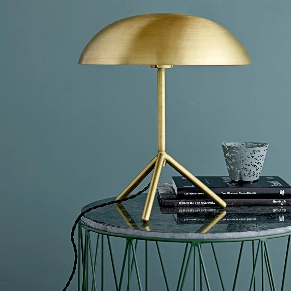 Bloomingville Tafellamp Met Voet 4 Bloomingville Tafellamp Met Voet - Afbeelding 2